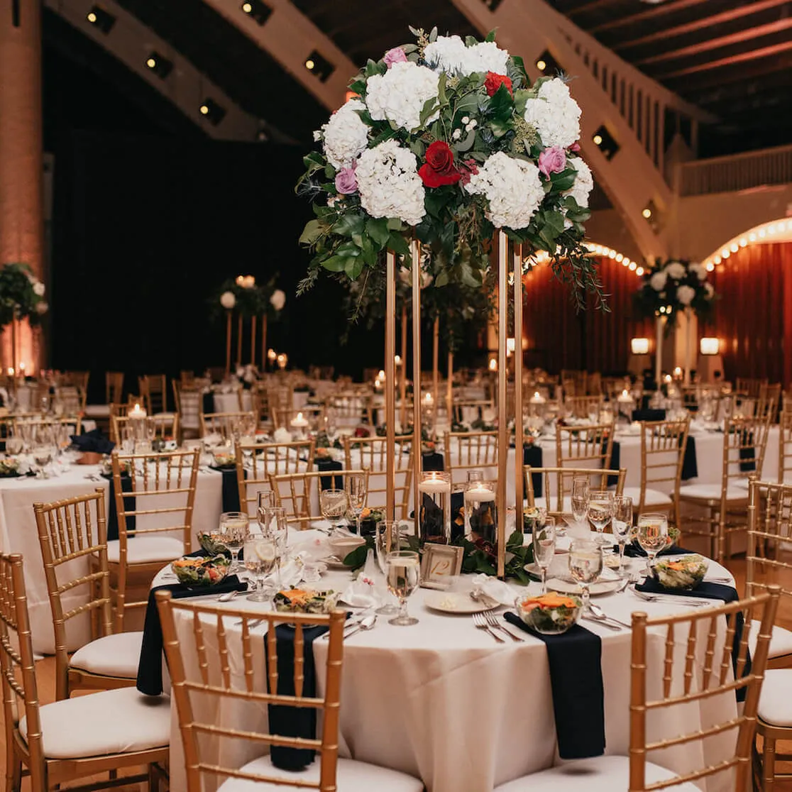 Where grand scale meets vintage glamour