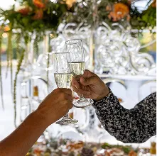 Highly personalized menus that showcase your favorite flavor profiles, seasonal ingredients, and individual celebration themes.