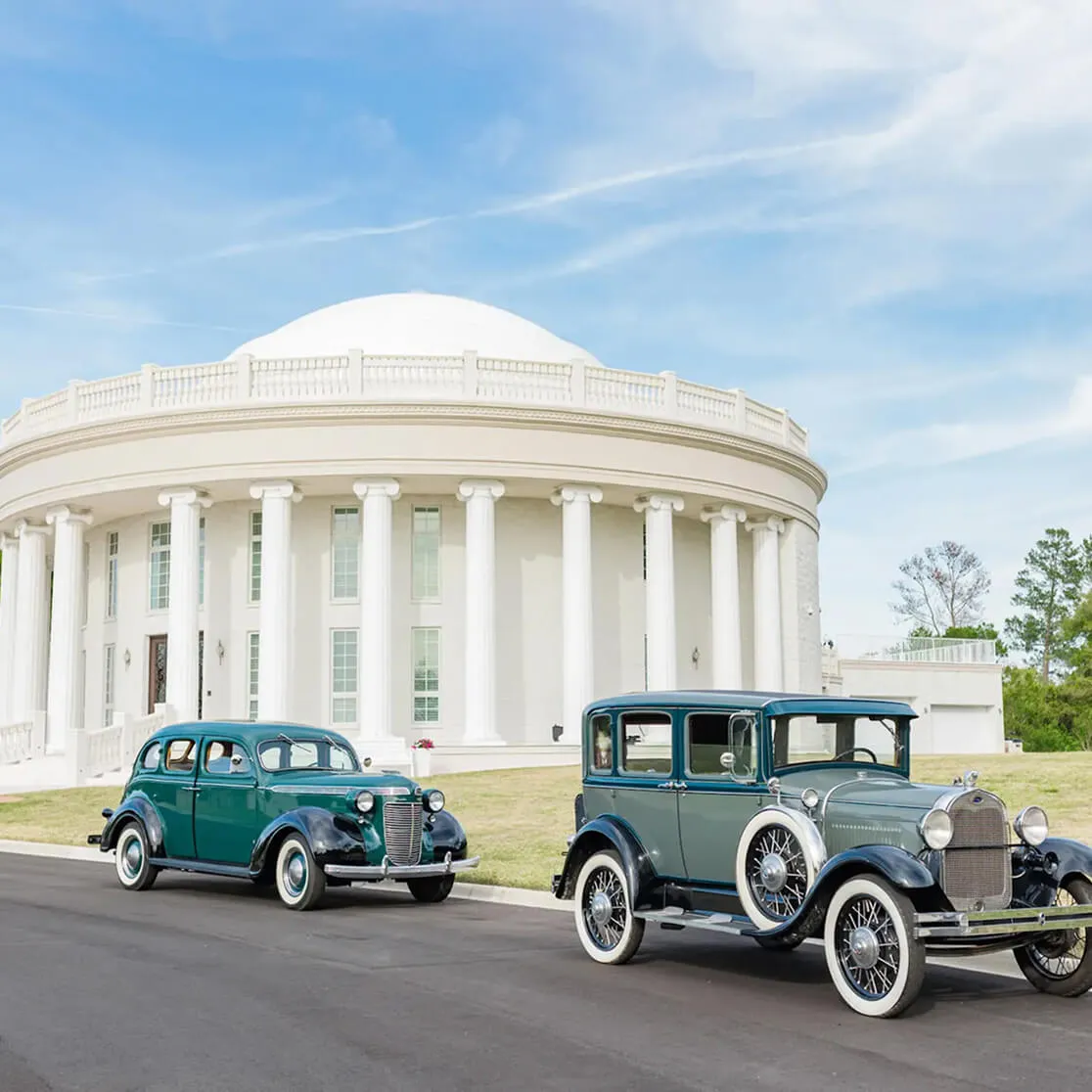 Neoclassical elegance and intensely private grandeur