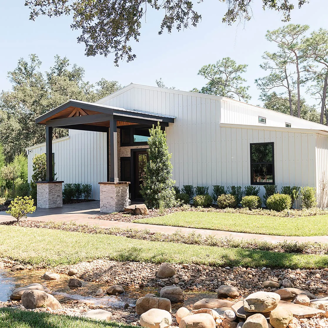 Where country charm meets southern elegance